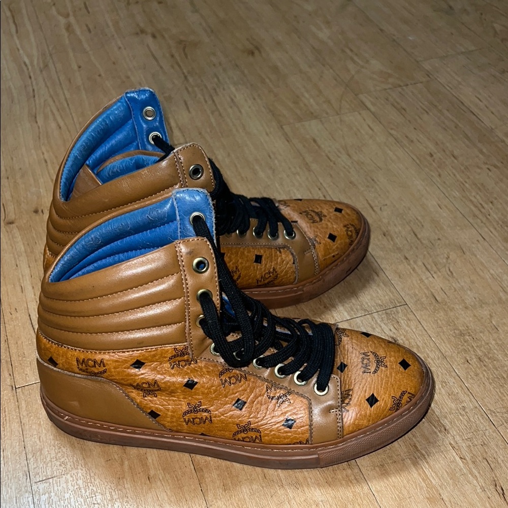 Authentic mcm shoes with missing soles . Shoes were too small